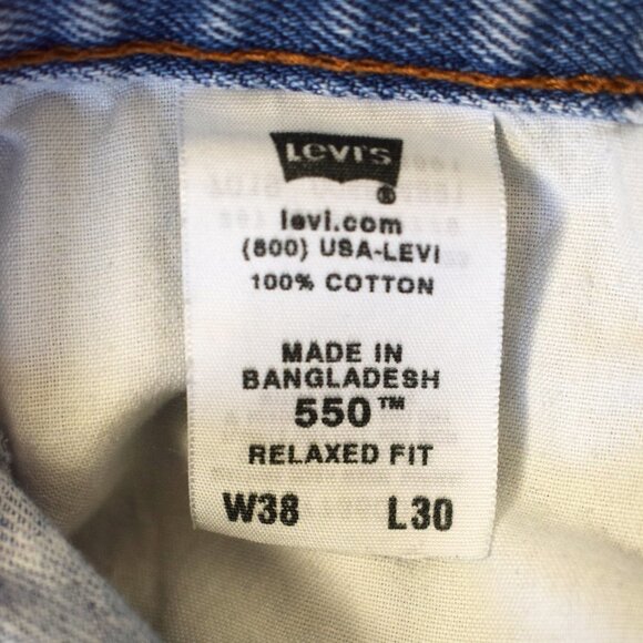 Levi's 550 Red Tab Light Wash Relaxed Fit Jeans - Picture 13 of 15